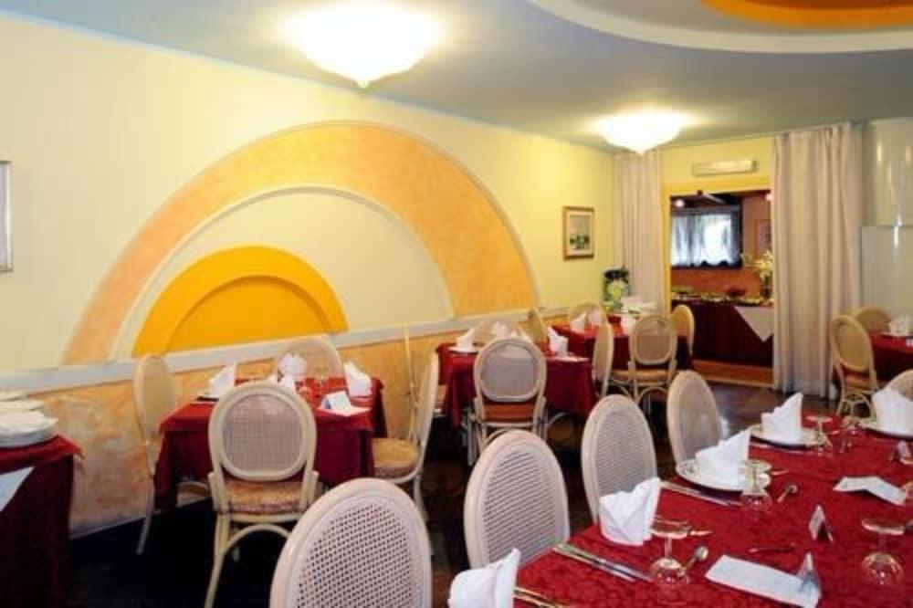 Sporthotel Olimpo Гарда Екстериор снимка
