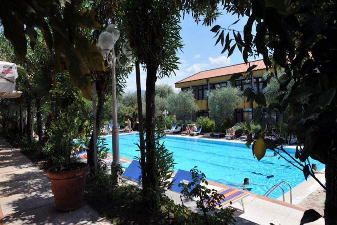 Sporthotel Olimpo Гарда Екстериор снимка
