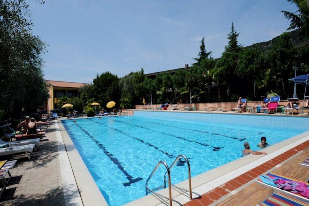 Sporthotel Olimpo Гарда Екстериор снимка